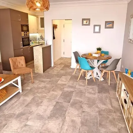 Vista Faro In アパート *