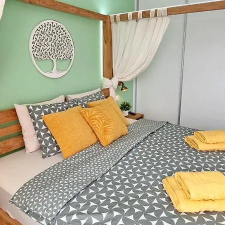 Vista Faro In アパート